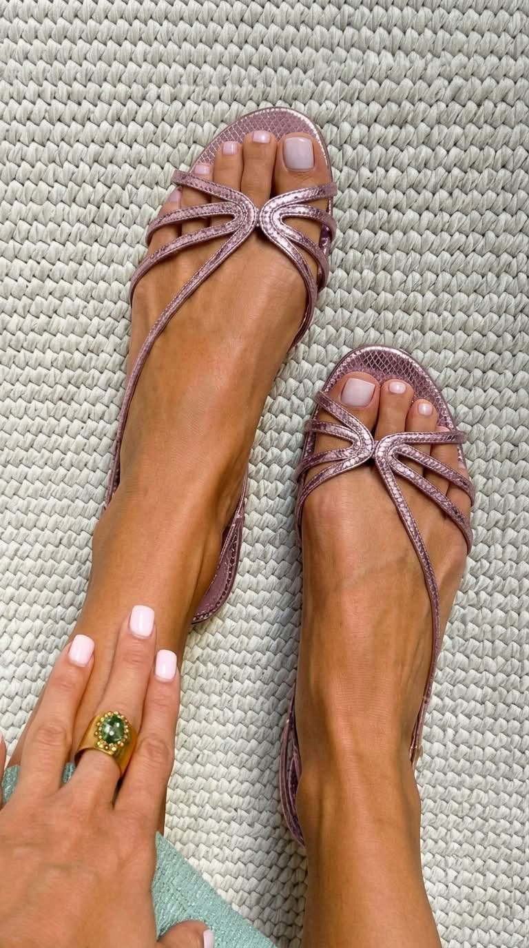 Serafina | Sandalias doradas «Essenza Estiva»