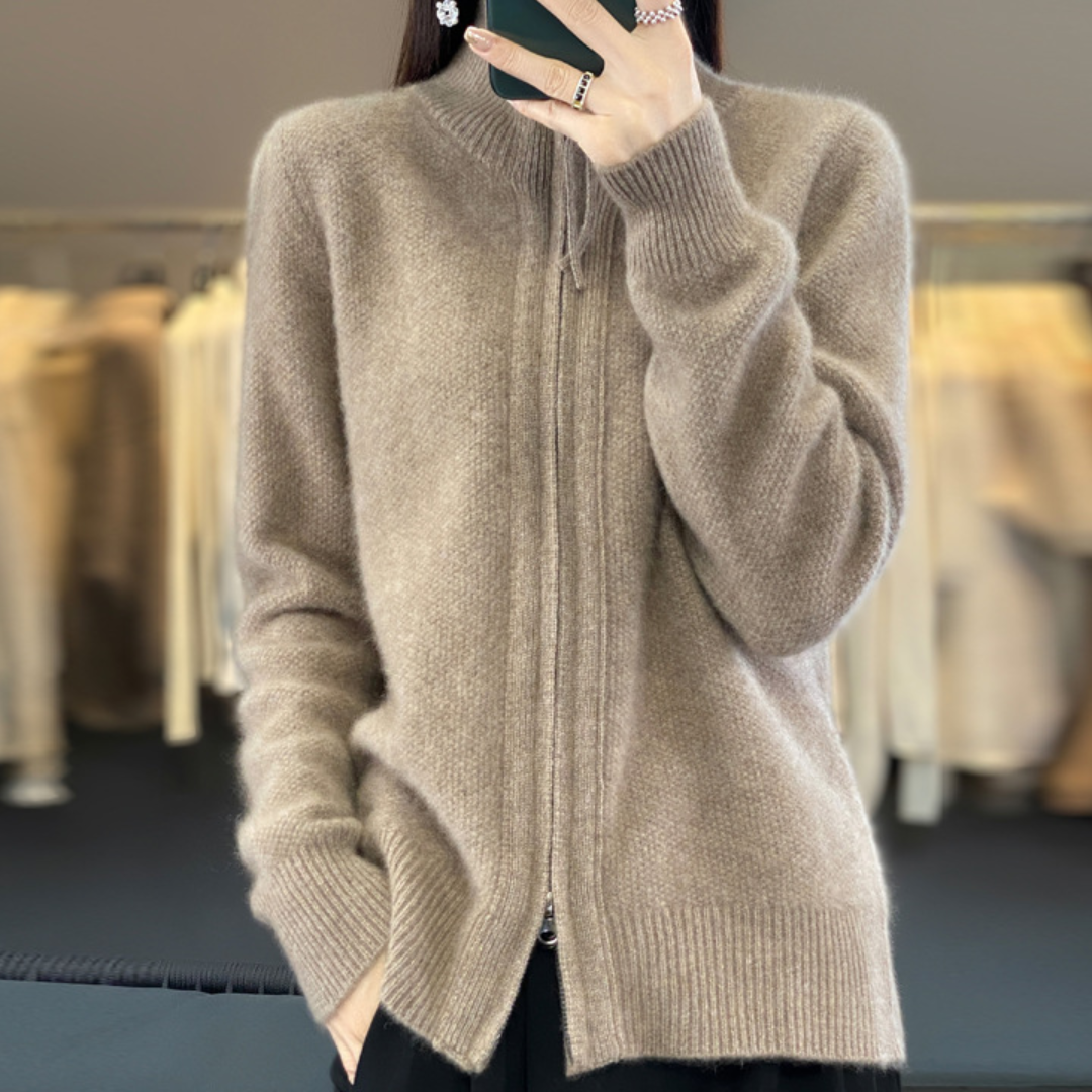 Luna | Soft Zip-Up Cardigan