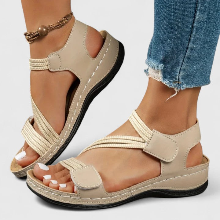 Sandalias ortopédicas elegantes de Nina