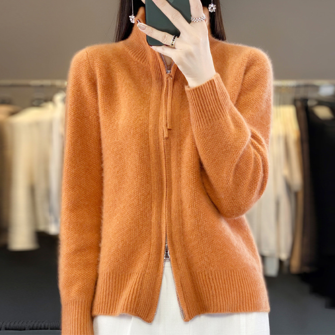 Luna | Soft Zip-Up Cardigan