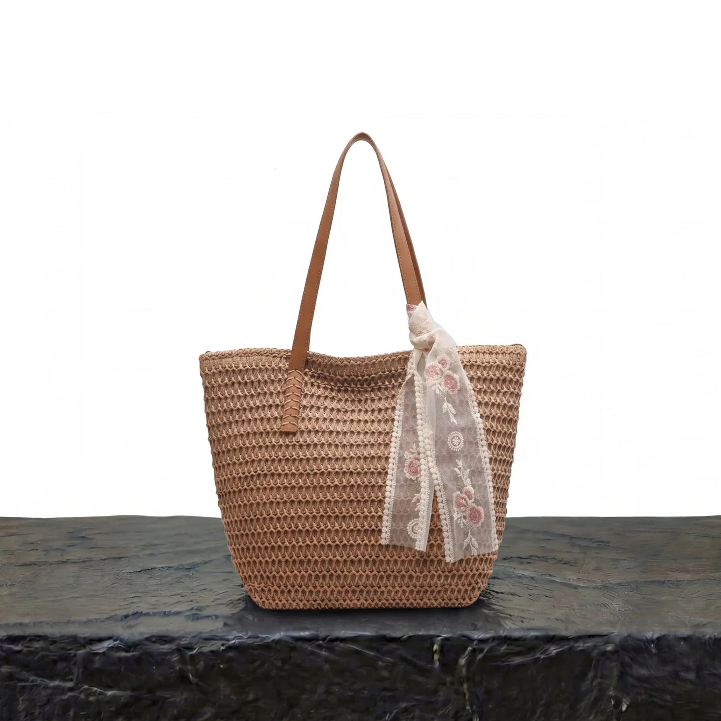 Bolso tote minimalista de paja