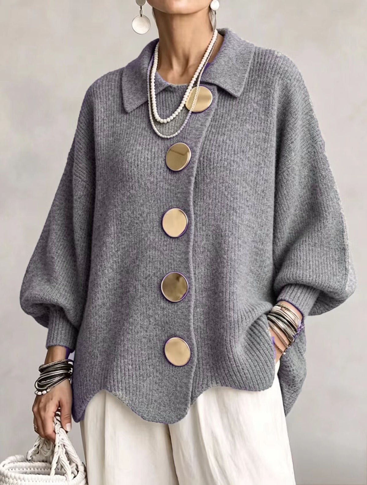 Victoire | Cárdigan oversize con botones grandes dorados