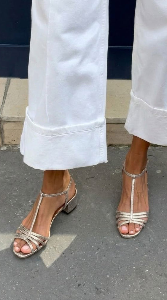 Allegra | Sandalias doradas: elegancia para el día a día