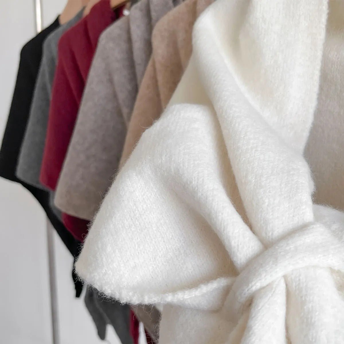 LUNARA™ – Cozy Soft Wrap for Everyday Comfort